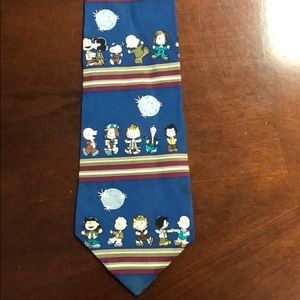 PEANUTS TIE 100%Silk